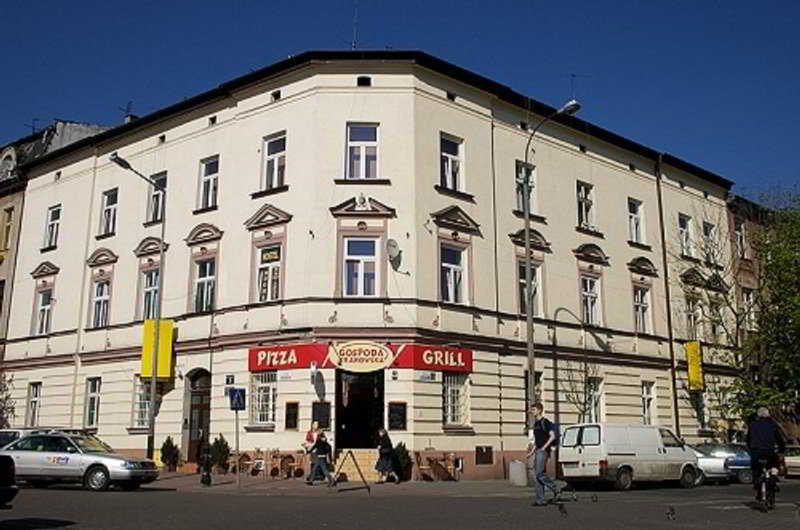 Station Aparthotel Krasków Exterior foto